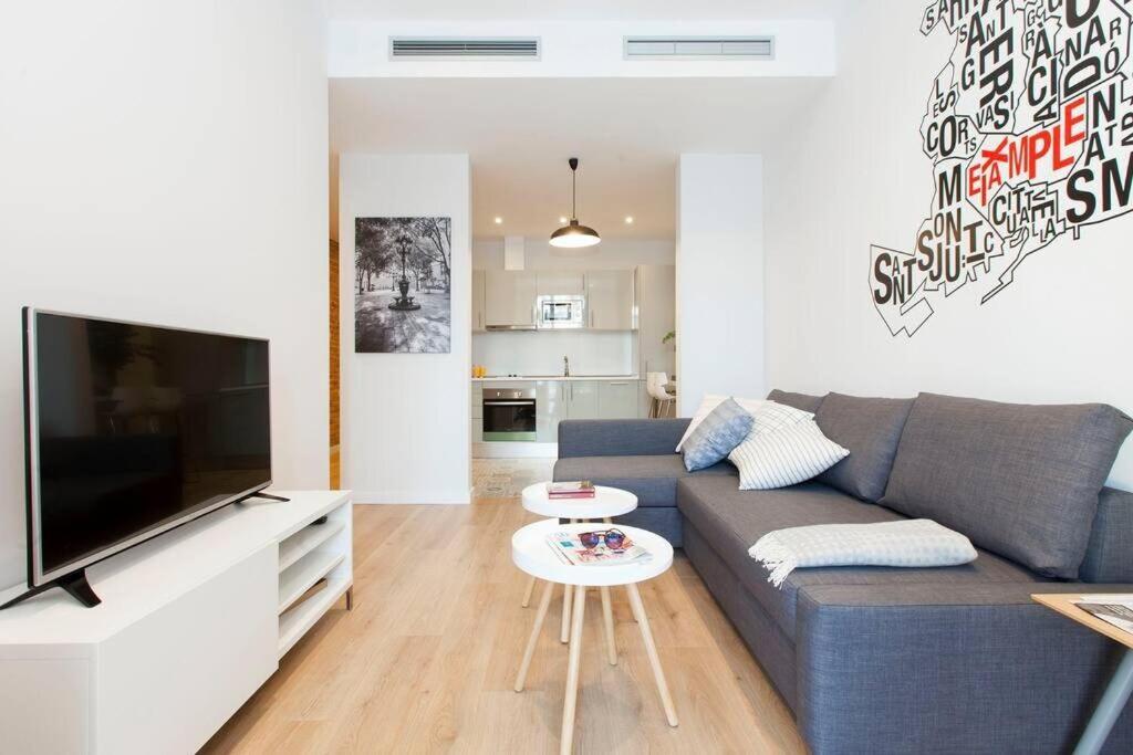 Beautiful 4Bd 4Ba Apartment In Eixample District Barcelona Exterior foto