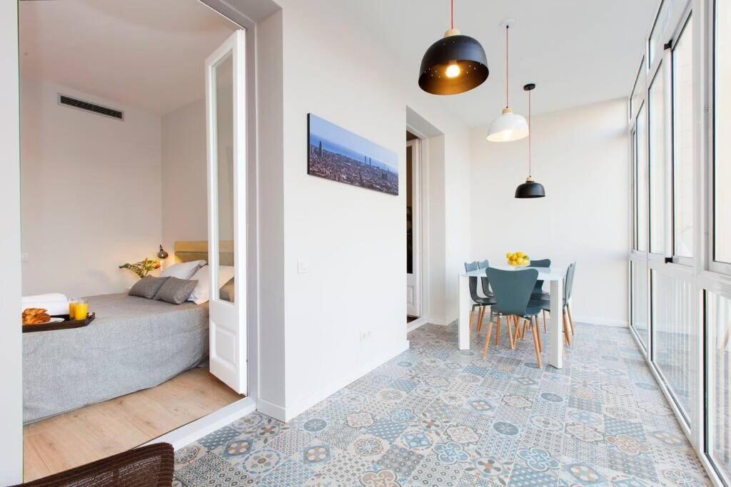 Beautiful 4Bd 4Ba Apartment In Eixample District Barcelona Exterior foto