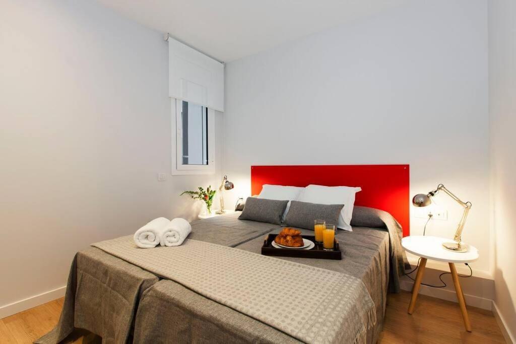 Beautiful 4Bd 4Ba Apartment In Eixample District Barcelona Exterior foto