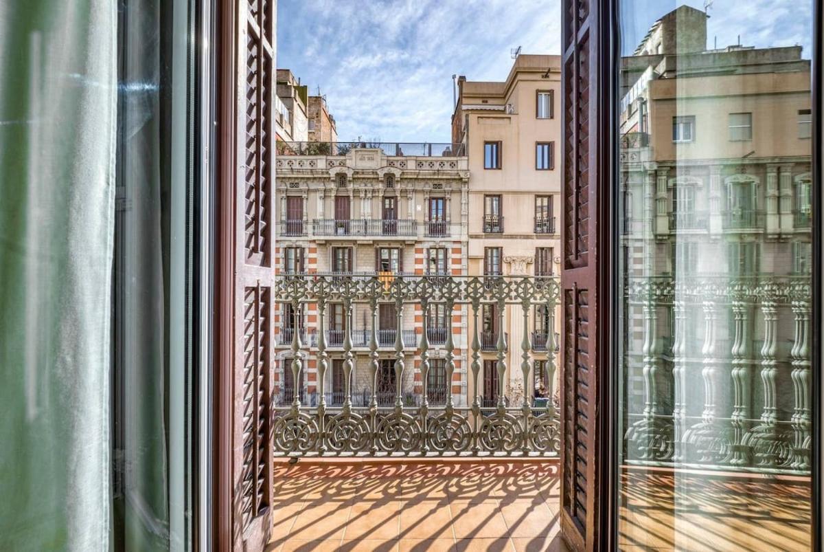 Beautiful 4Bd 4Ba Apartment In Eixample District Barcelona Exterior foto
